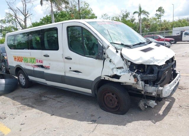 2015 FORD Transit