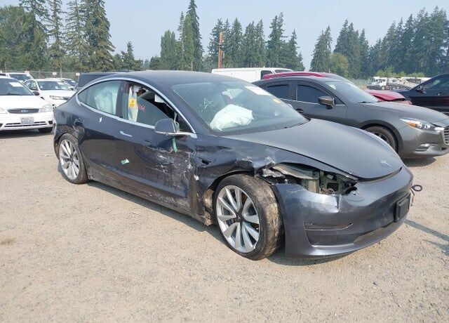 2018 TESLA Model 3