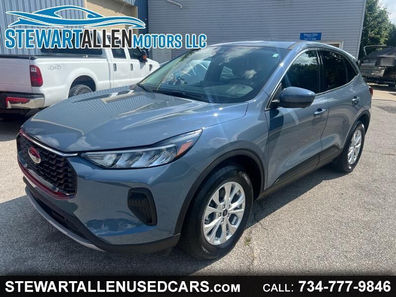 2023 FORD Escape