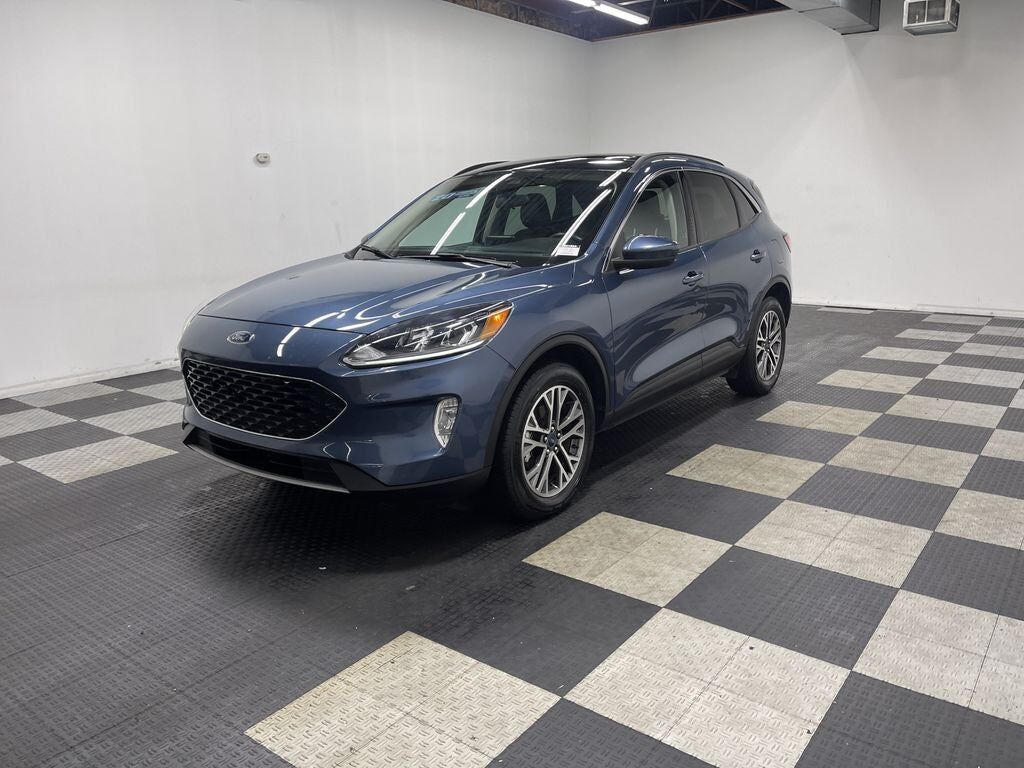 2020 FORD Escape