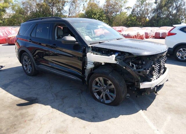 2021 FORD Explorer