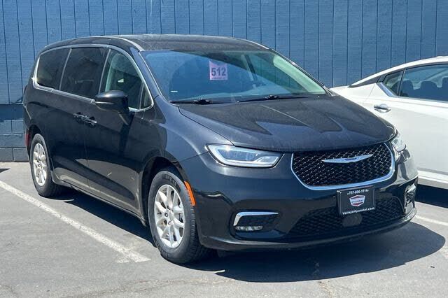 2023 CHRYSLER Pacifica