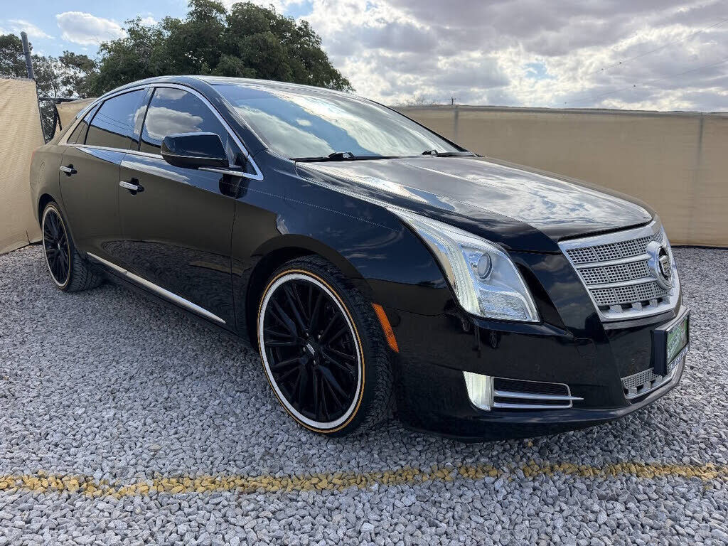 2013 CADILLAC XTS