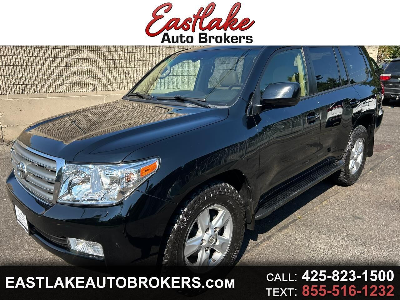 2011 TOYOTA Land Cruiser