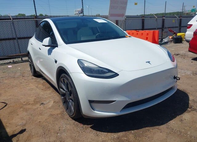 2021 TESLA Model Y