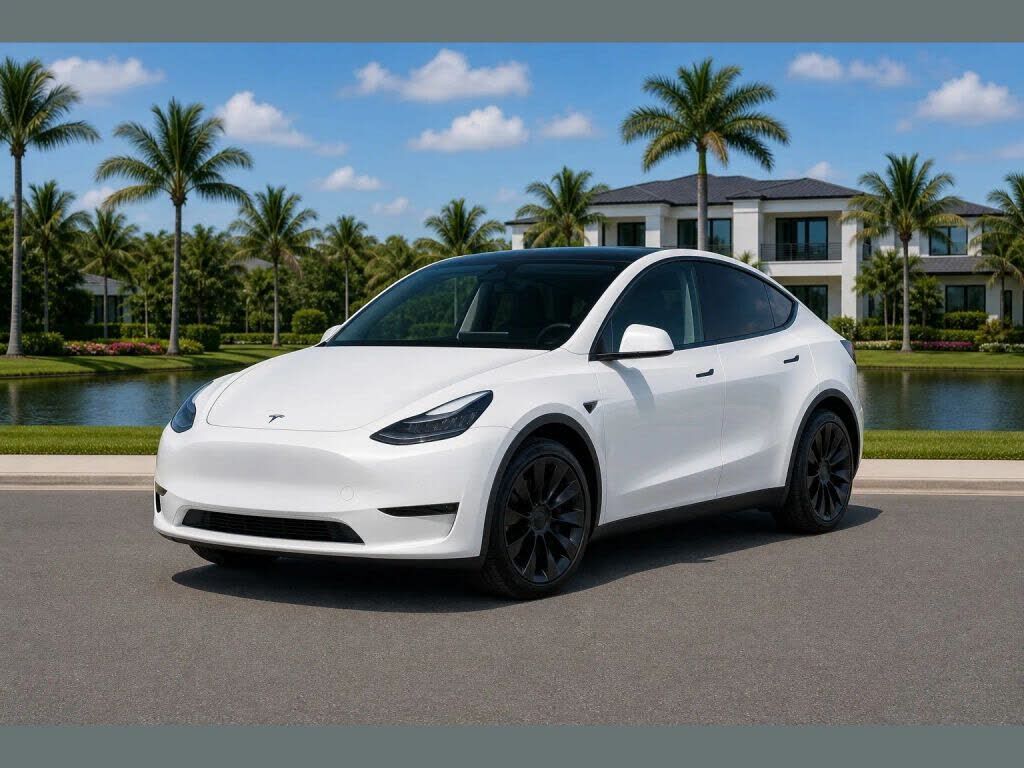2022 TESLA Model Y