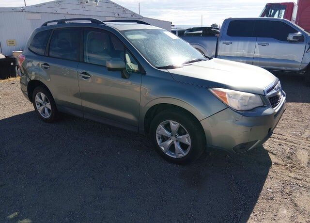 2015 SUBARU Forester