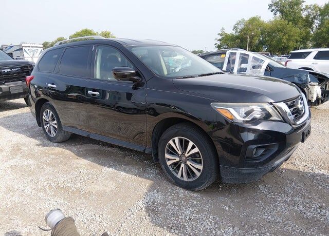 2018 NISSAN Pathfinder