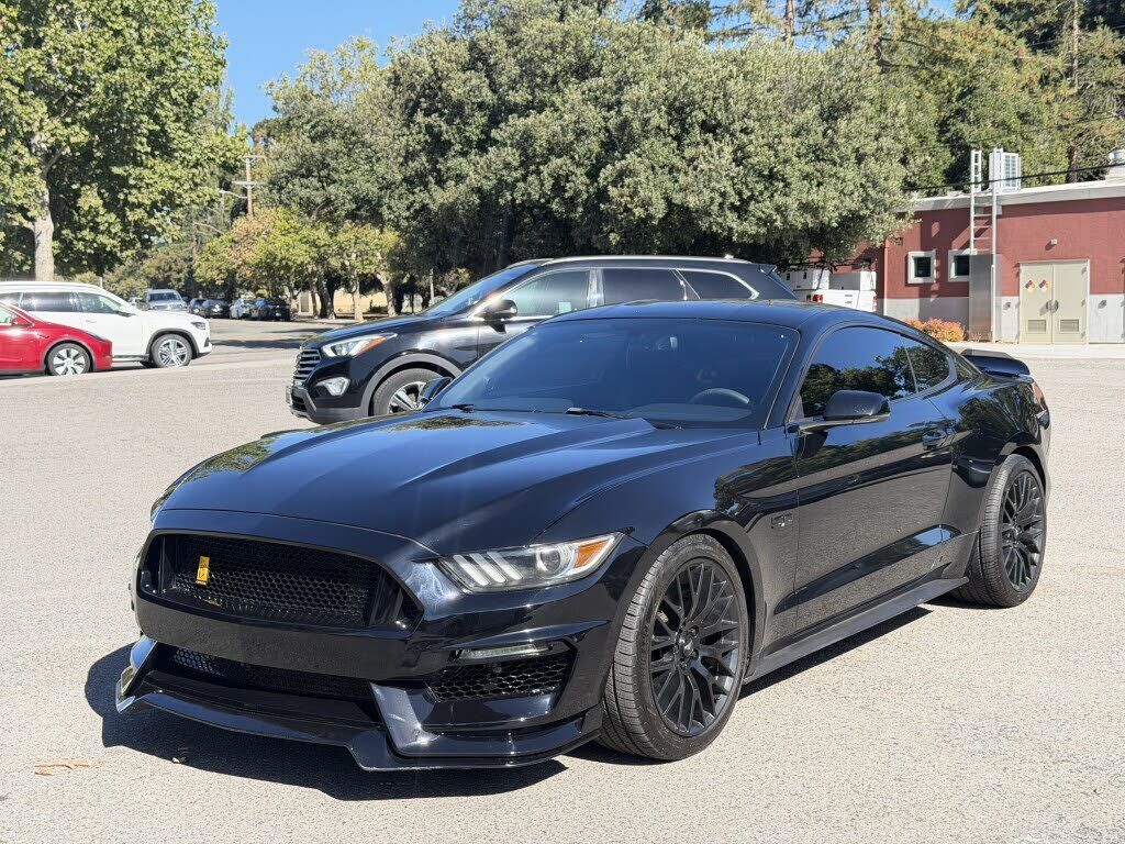 2016 FORD Mustang