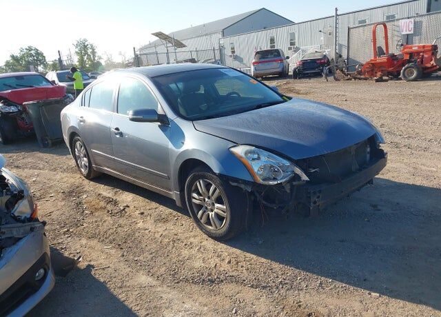 2012 NISSAN Altima