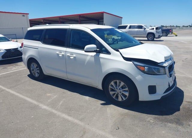 2017 KIA Sedona