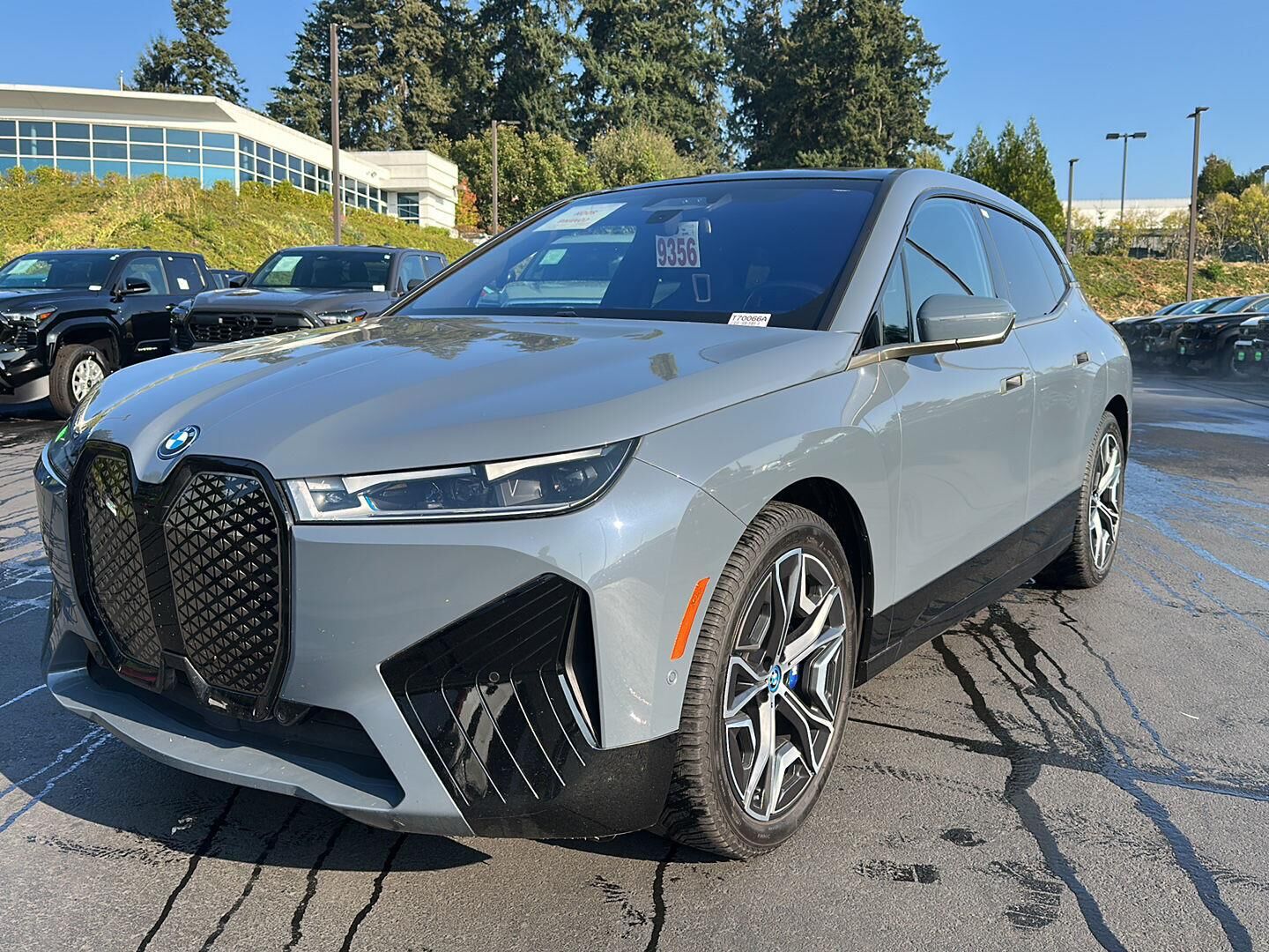 2023 BMW ix