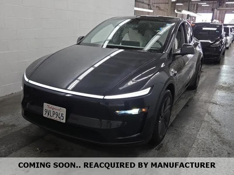 2026 TESLA Model Y