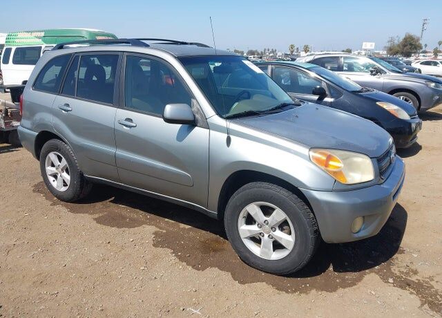 2004 TOYOTA RAV4