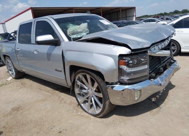2017 CHEVROLET Silverado