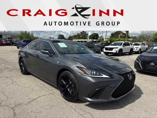 2022 LEXUS ES
