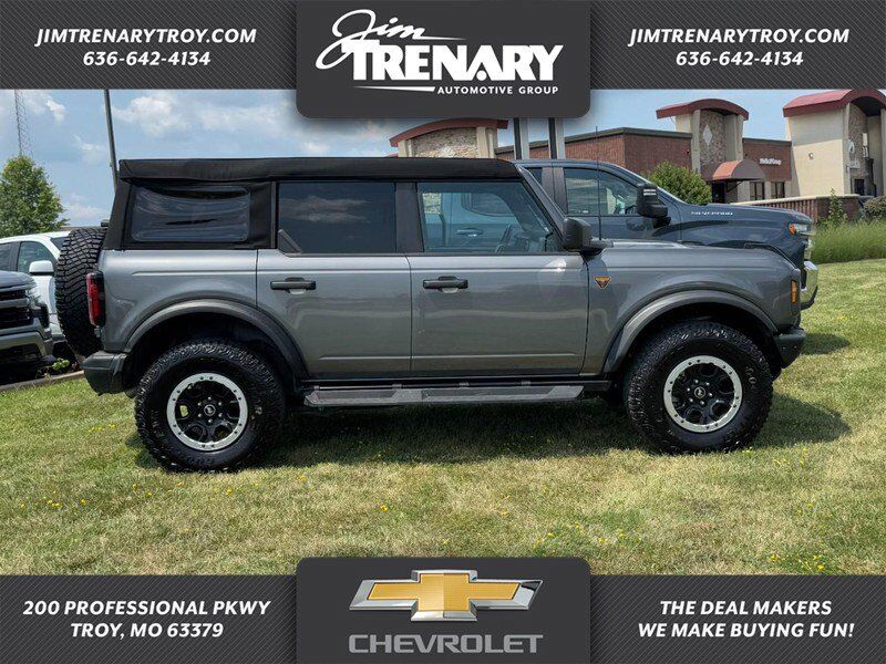 2024 FORD Bronco