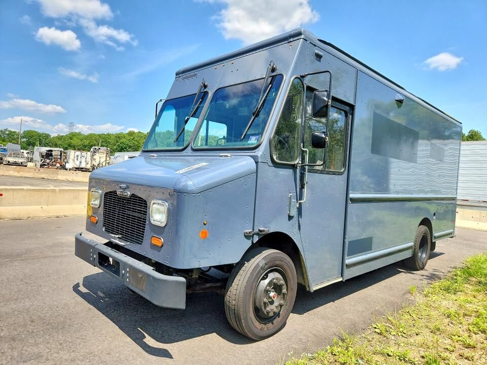 2020 FREIGHTLINER MT 45G Front Gasoline Engine Walk in Van Chassis