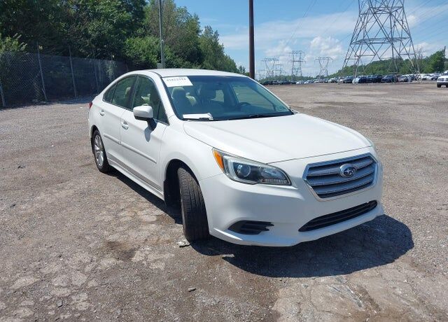 2015 SUBARU Legacy