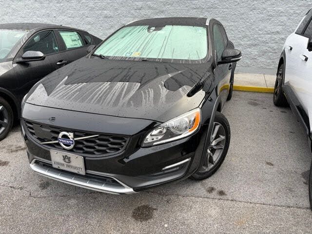 2016 VOLVO V60CC