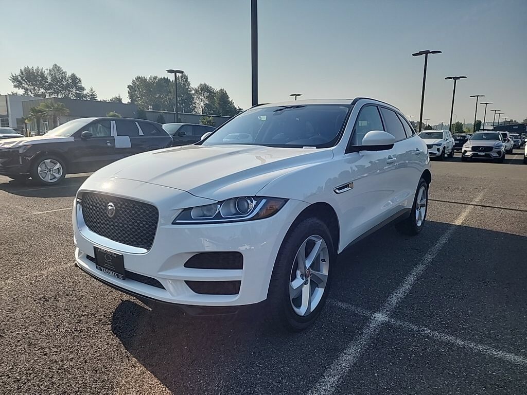 2017 JAGUAR F-Pace