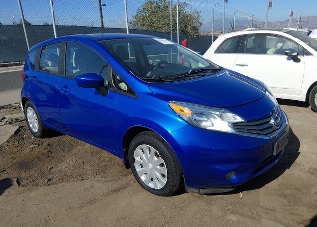 2016 NISSAN Versa