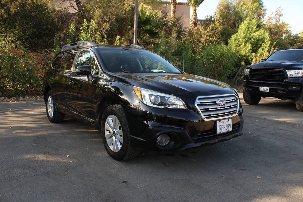 2016 SUBARU Outback