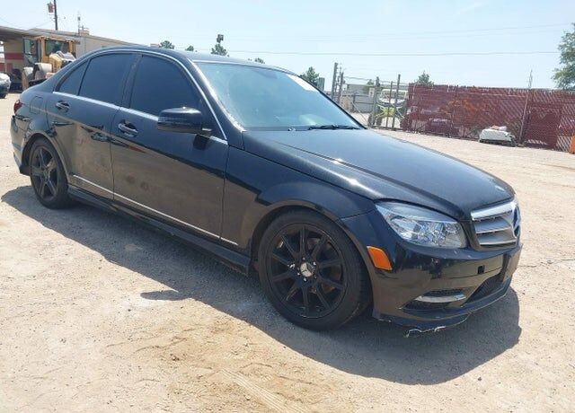 2011 MERCEDES-BENZ C-Class