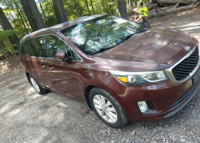 2016 KIA Sedona
