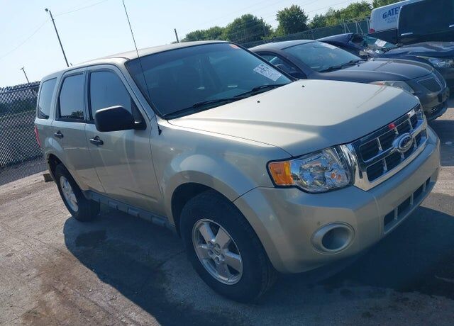 2012 FORD Escape
