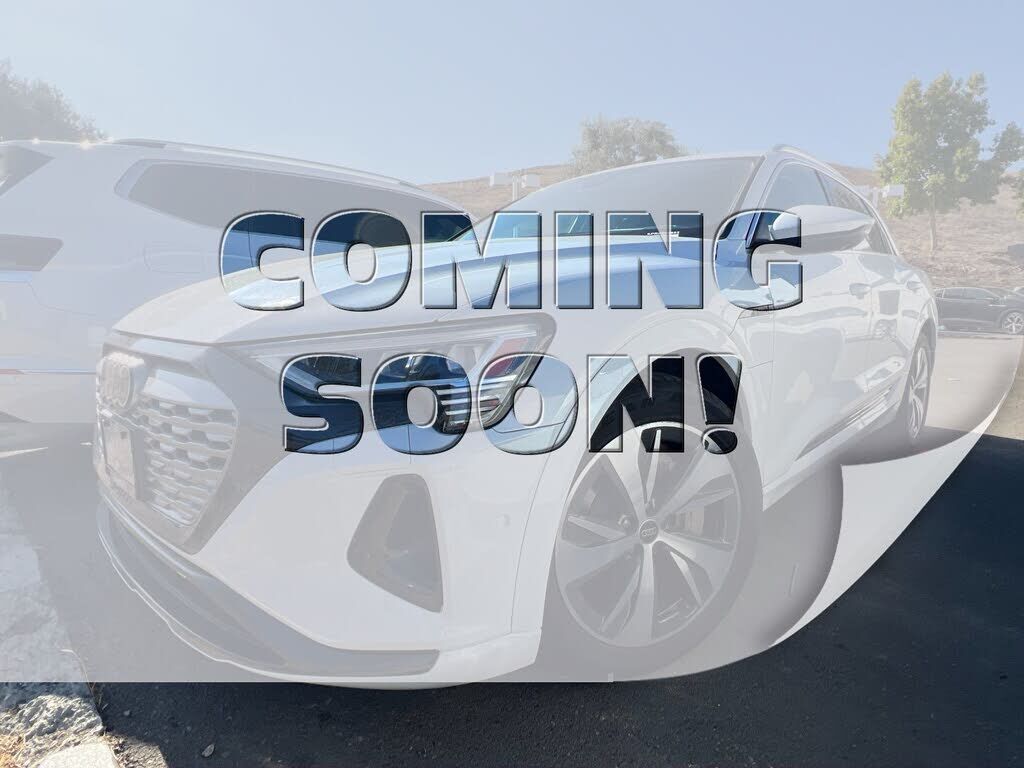 2024 AUDI Q8