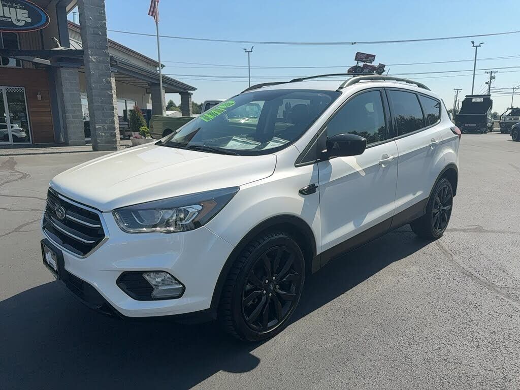2019 FORD Escape