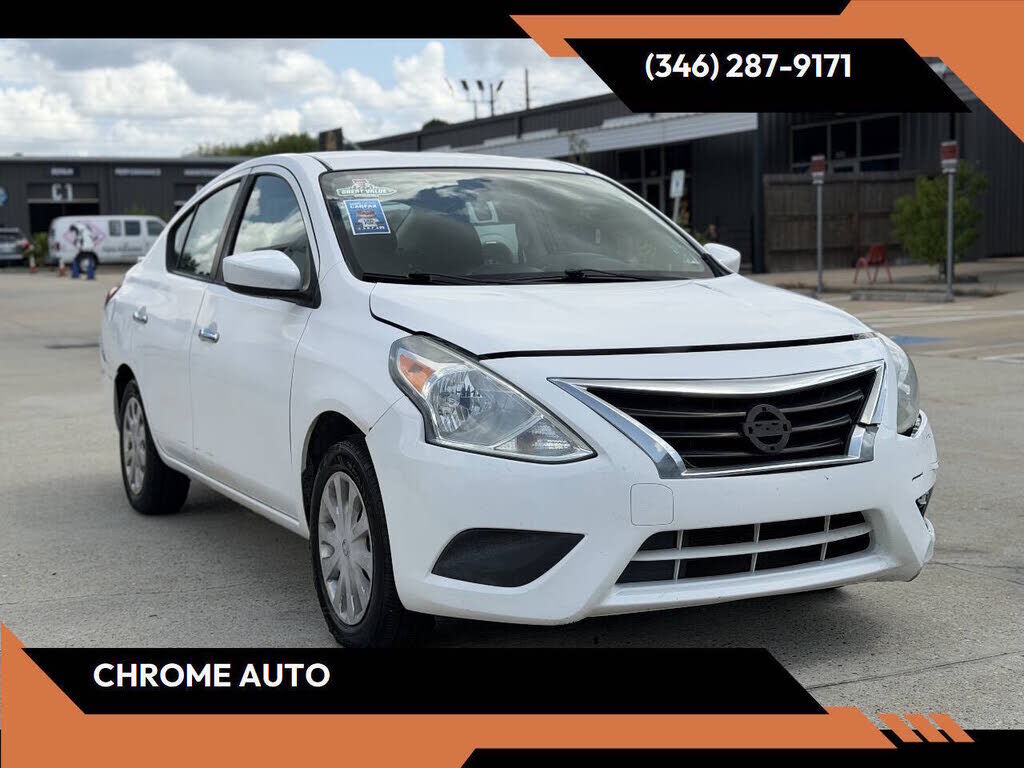 2017 NISSAN Versa