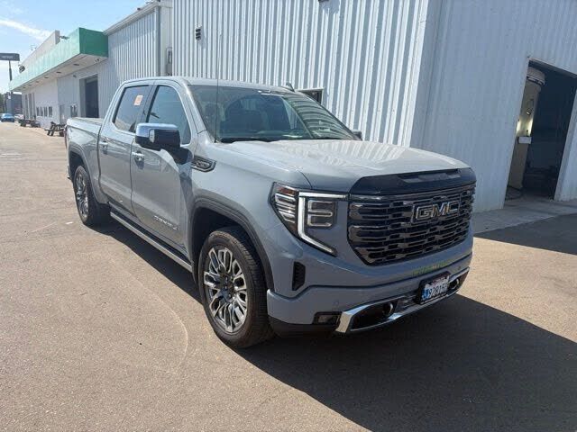 2025 GMC Sierra