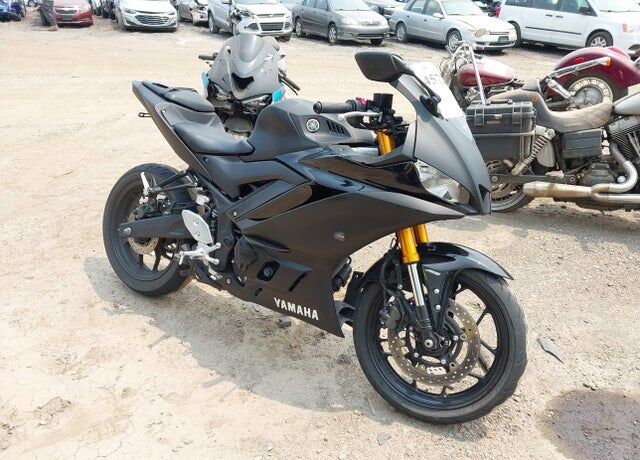 2019 YAMAHA YZF