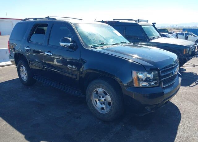 2011 CHEVROLET Tahoe