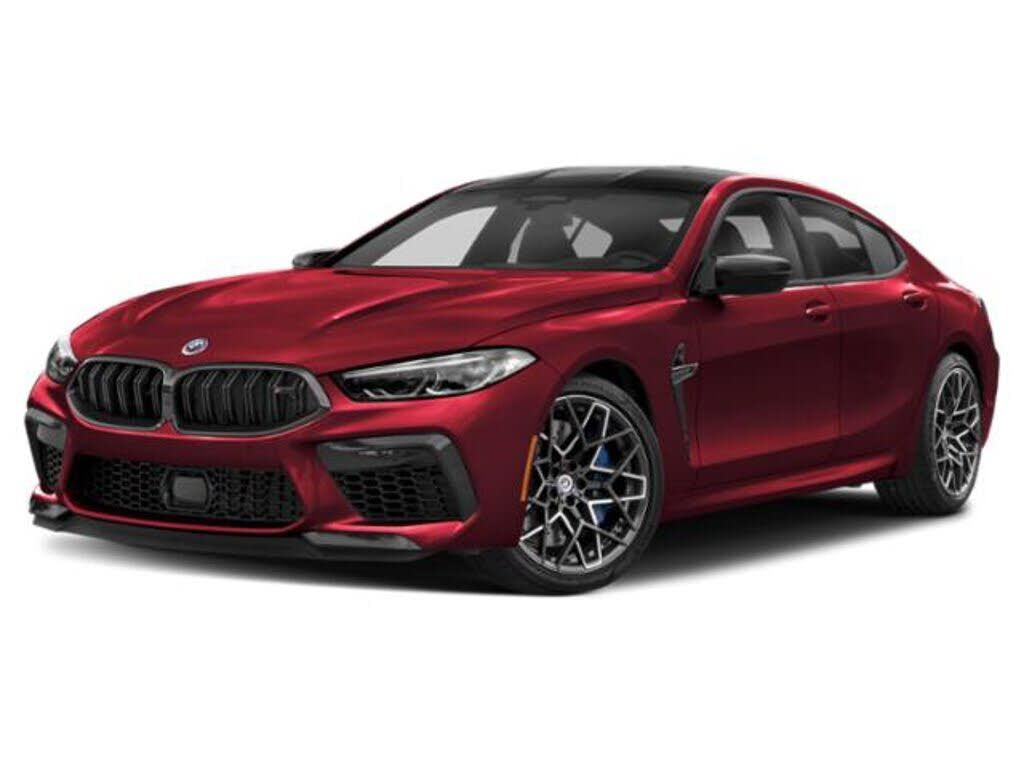 2023 BMW M8