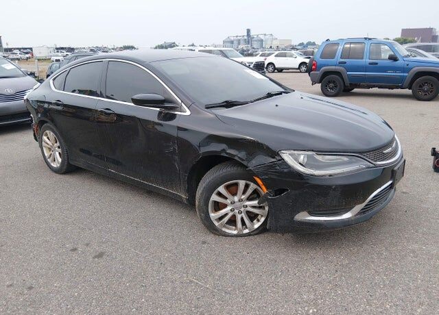 2016 CHRYSLER 200