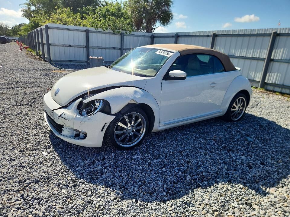 2013 VOLKSWAGEN Beetle