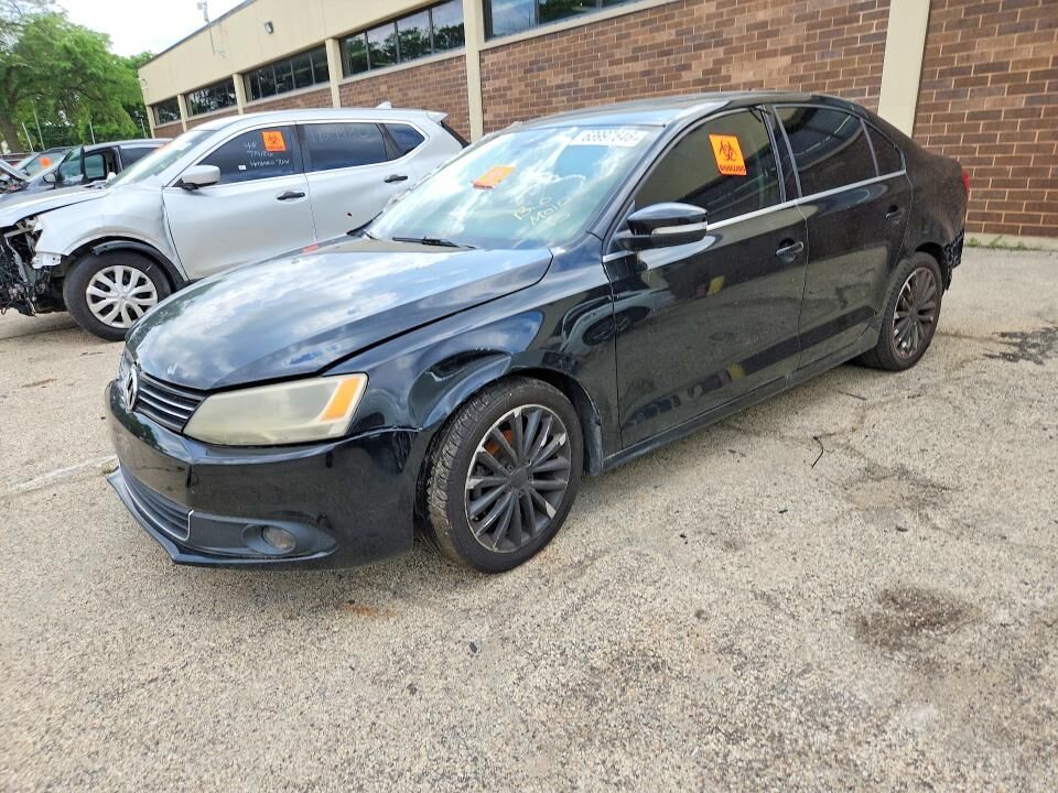 2011 VOLKSWAGEN Jetta