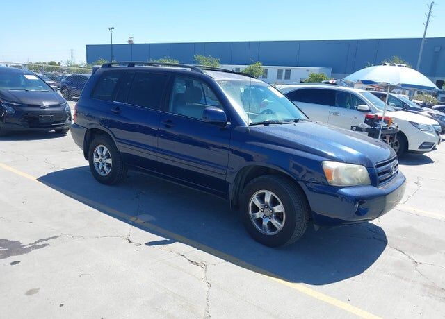 2004 TOYOTA Highlander