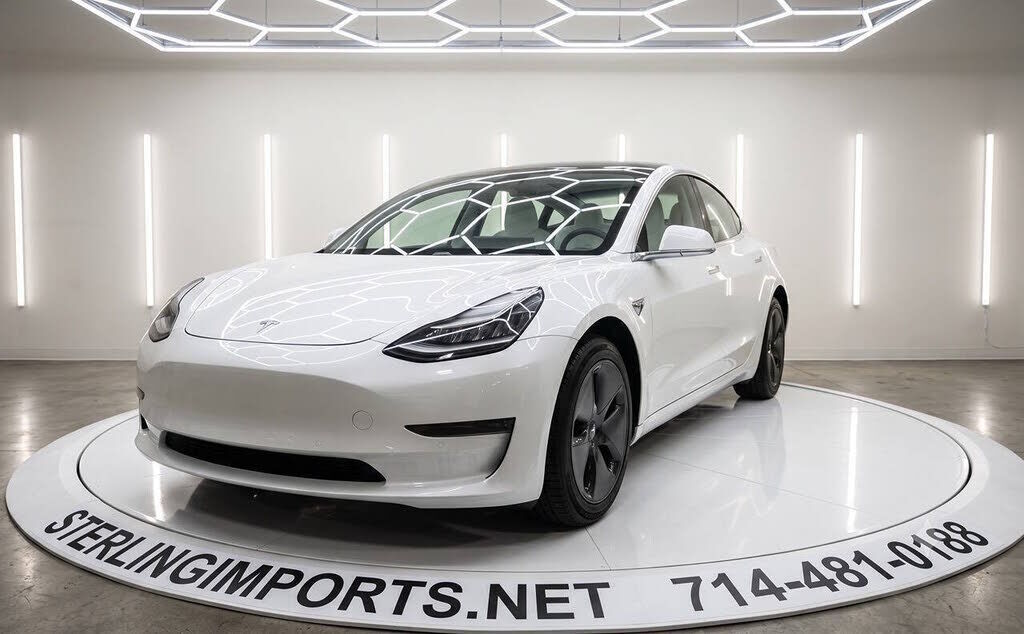 2020 TESLA Model 3
