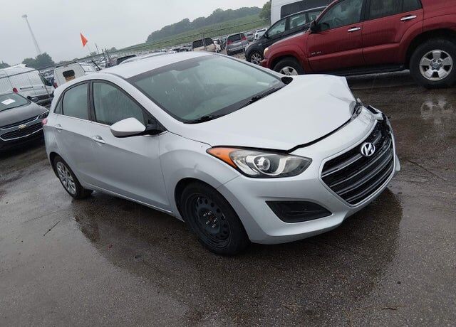 2017 HYUNDAI Elantra GT