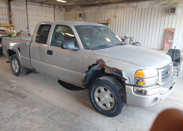 2004 GMC Sierra