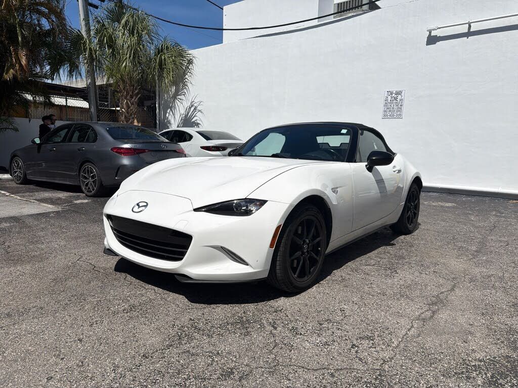 2020 MAZDA MX-5