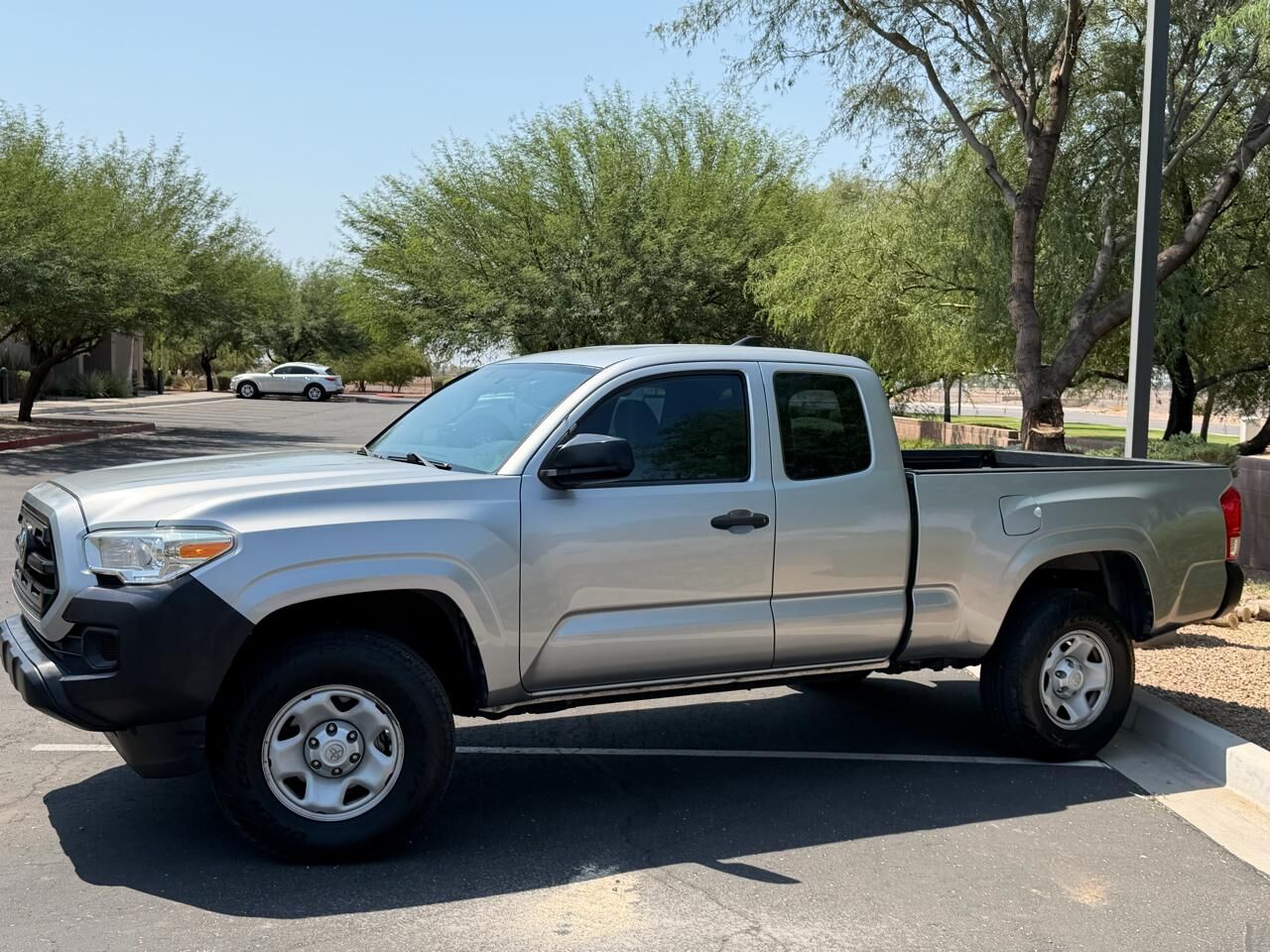 2016 TOYOTA Tacoma