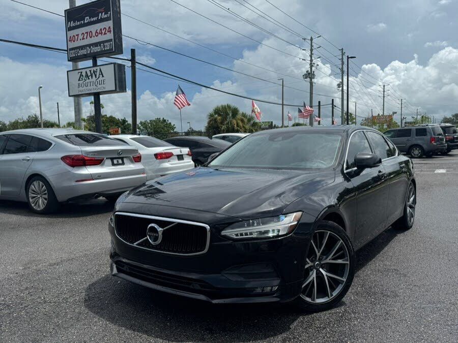 2018 VOLVO S90
