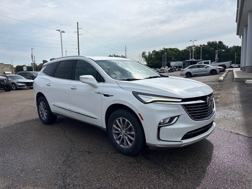 2023 BUICK Enclave