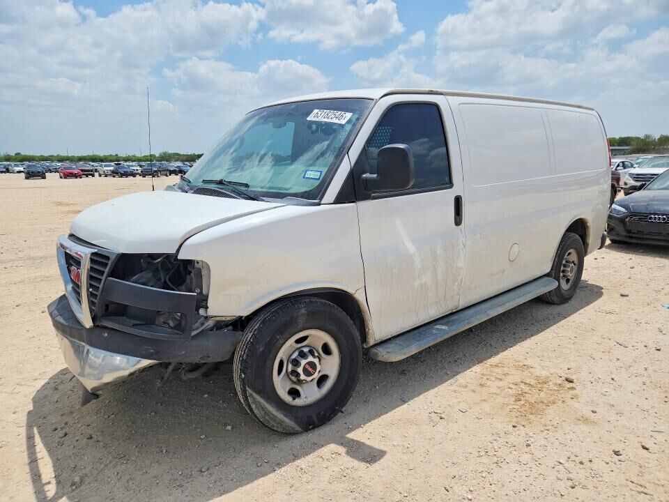 2016 GMC Savana