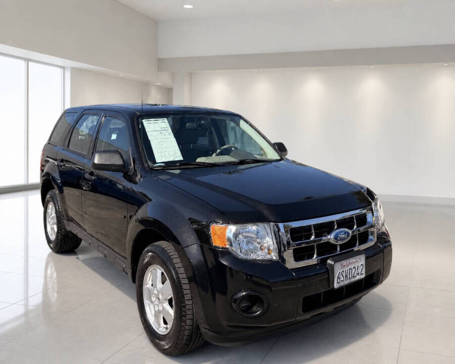 2011 FORD Escape